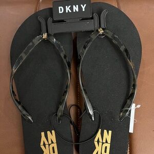 DKNY flip flops
